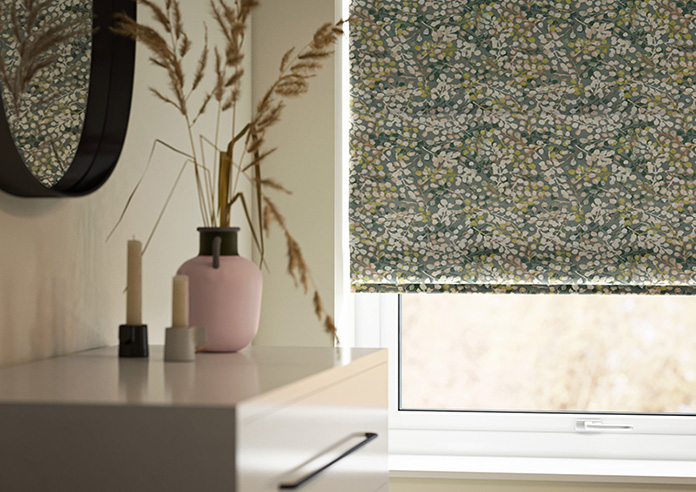 Mini Camphora, Sage - Roman Blind - Image 5